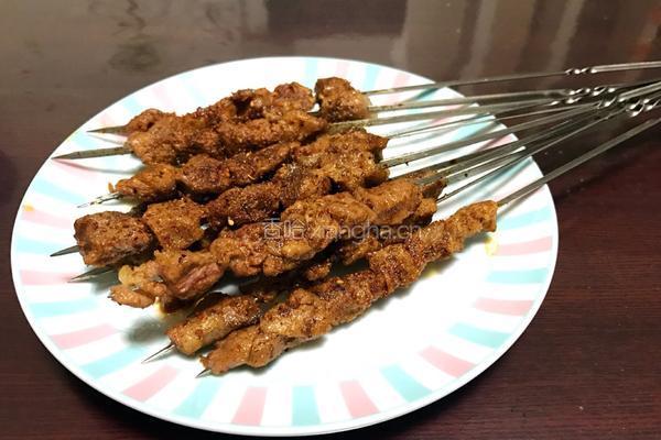烤羊肉串的做法图解5