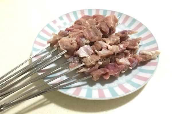 烤羊肉串的做法图解1
