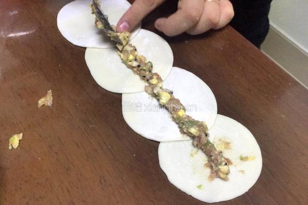 玫瑰花煎饺的做法图解5