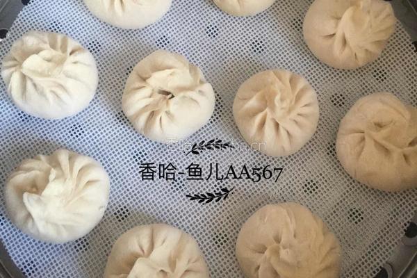 牛肉胡萝卜木耳包子的做法图解18