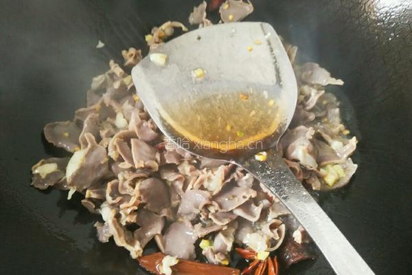 鸭胗炒酸菜的做法图解8