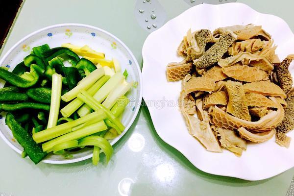 圆椒孜然炒羊肚的做法图解3