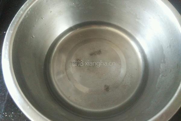 萝卜肉馅包的做法图解1
