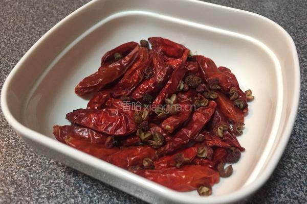 干煸豆角的做法图解3