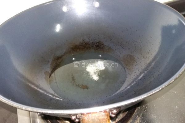蘑菇炒鸡蛋的做法图解5