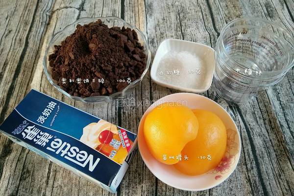 黄桃木糠杯的做法图解1