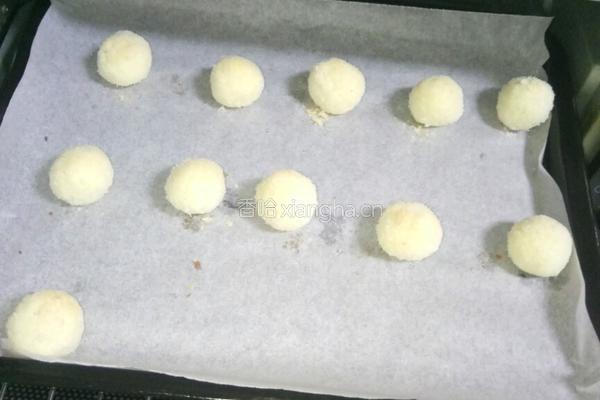 小西点蛋白椰蓉球的做法图解8