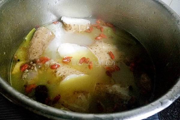 野生山药炖鸡汤的做法图解9
