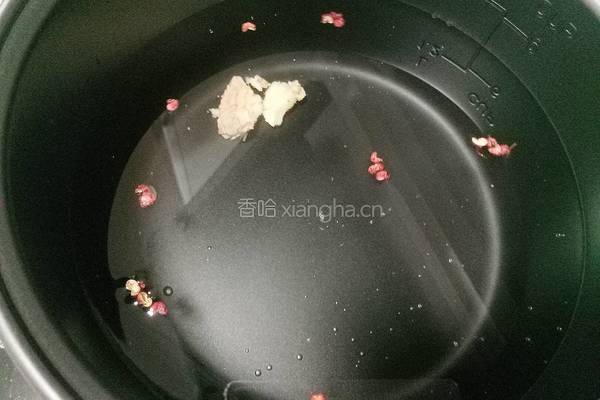 鲫鱼豆腐海鲜菇汤的做法图解8