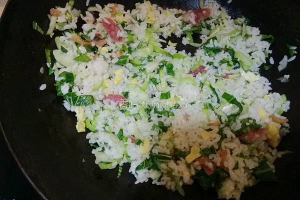 油菜百财炒饭的做法图解12