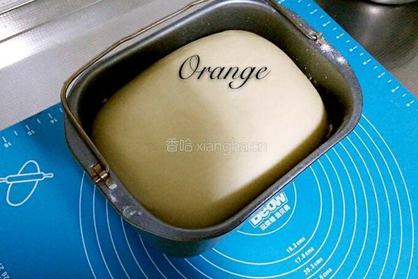 奶油蜜豆牛角包的做法图解3