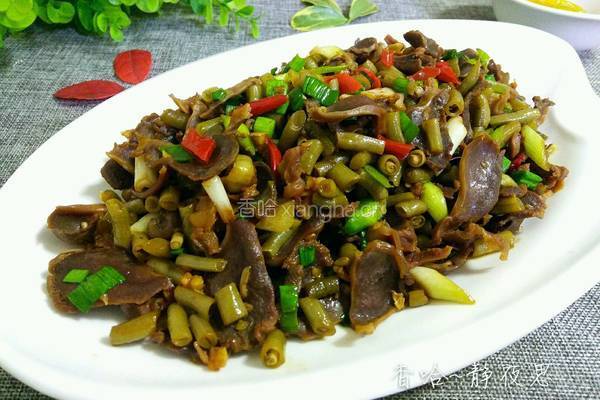 酸豆角双椒炒鸡胗的做法图解17