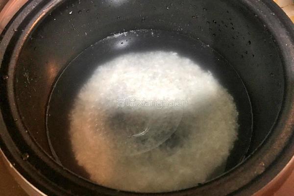 香菇肉片粥的做法图解2