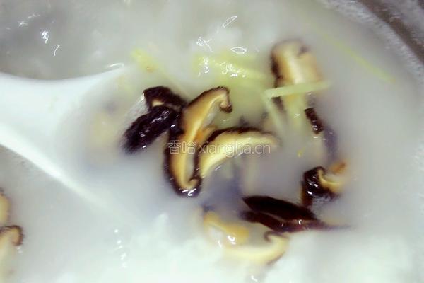 香菇滑鸡粥的做法图解7