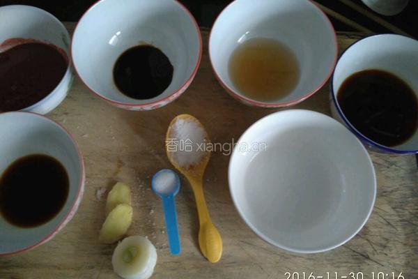 土豆扣肉的做法图解2