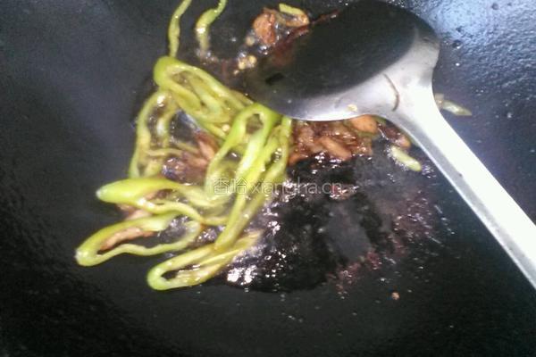 肉蘑炒肉的做法图解3