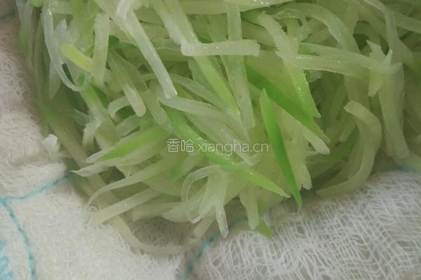 萝卜馅饺子的做法图解2