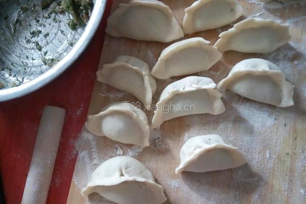 芹菜馅饺子的做法图解5