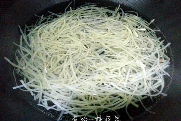 油淋土豆丝的做法图解4