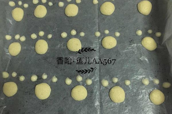 可可脚印蛋糕卷的做法图解11