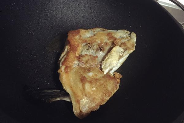 三文鱼头味噌汤的做法图解3