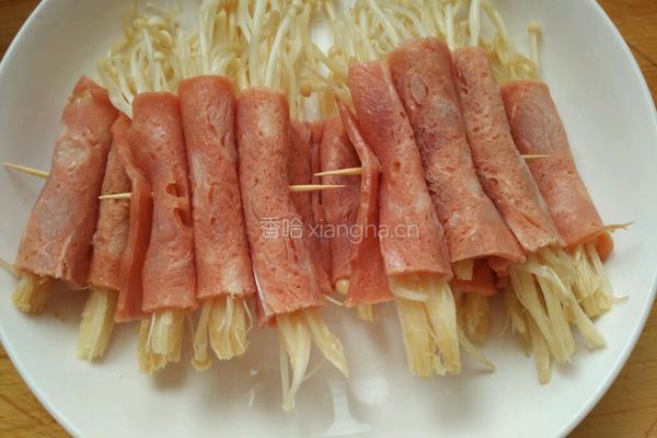 培根金针菇卷的做法图解5