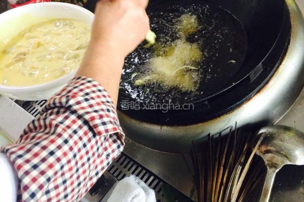 炸酥肉的做法图解5