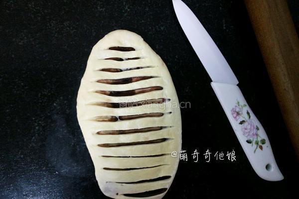 毛毛虫豆沙面包的做法图解13