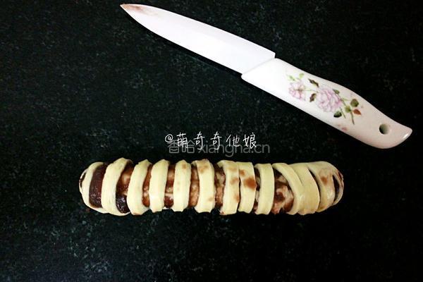 毛毛虫豆沙面包的做法图解15