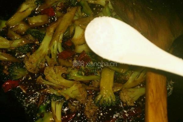 干煸花菜的做法图解9