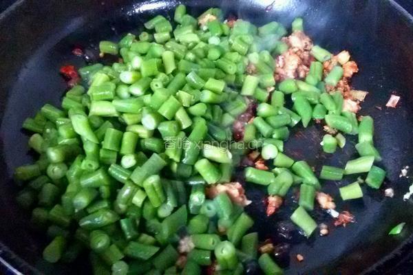肉末无丝豆的做法图解5
