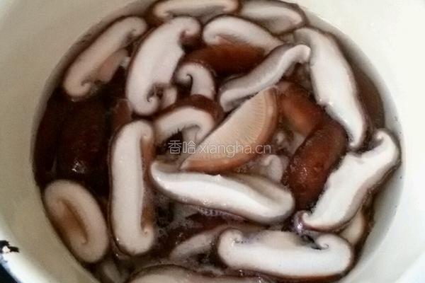 香菇油菜的做法图解1
