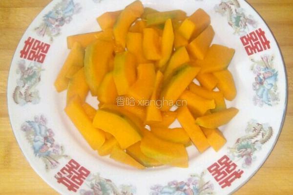 蛋黄焗南瓜的做法图解6