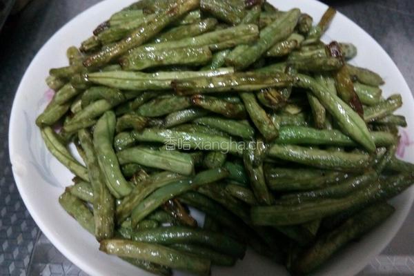 干煸四季豆的做法图解5