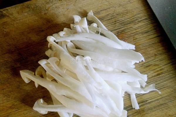 肉片菌菇汤的做法图解4