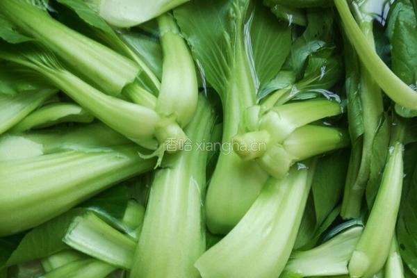 木耳青菜炒鸡蛋的做法图解1