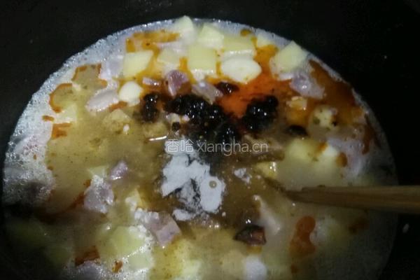 腌肉土豆焖饭的做法图解6