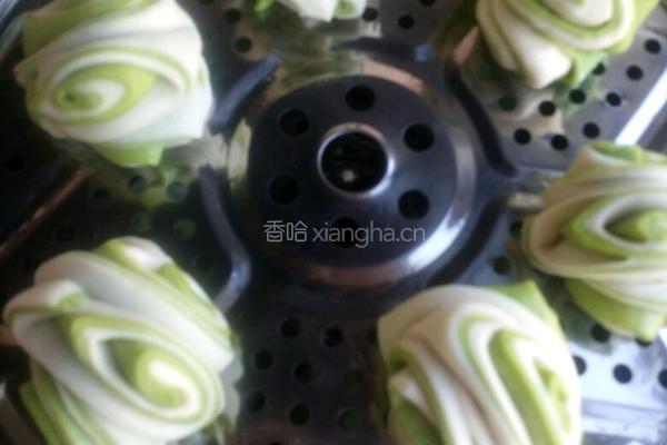 千层双色花卷的做法图解8