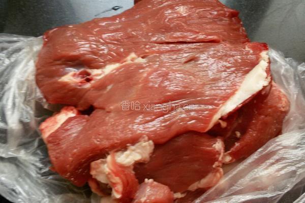 孜然牛肉炒西芹的做法图解1