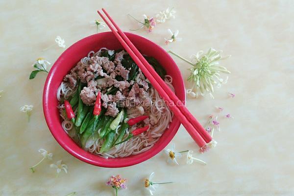 自制瘦肉青菜汤面的做法图解13