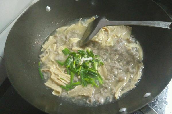 腐竹肉片汤的做法图解10