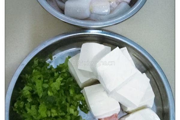 软骨鱼瘦肉汤的做法图解1