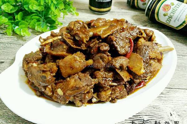 啤酒鸭的做法图解1