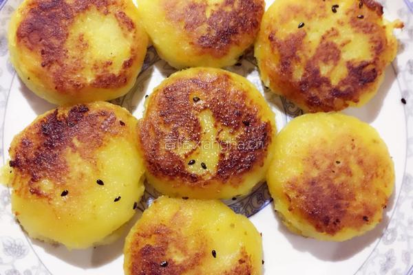 芝麻红薯饼的做法图解6