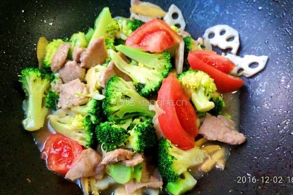 西兰花莲藕炒肉片的做法图解10