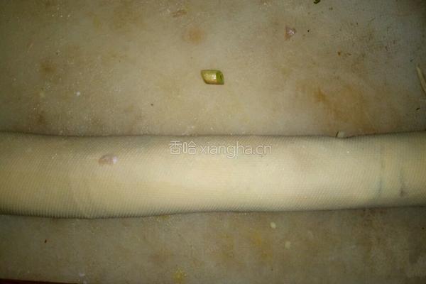 豆腐皮炸肉卷的做法图解8