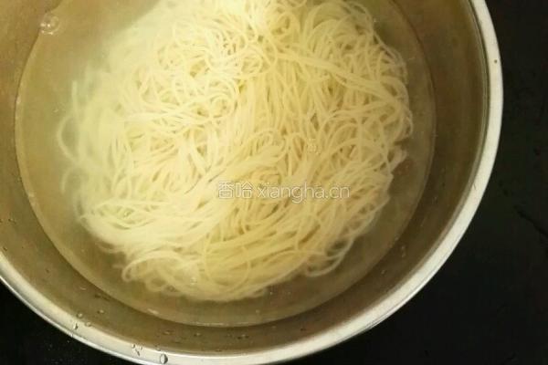 特色炒面的做法图解3