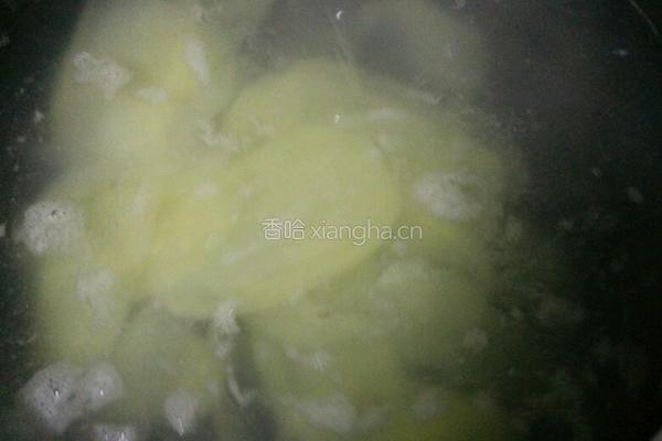 自制薯片的做法图解3