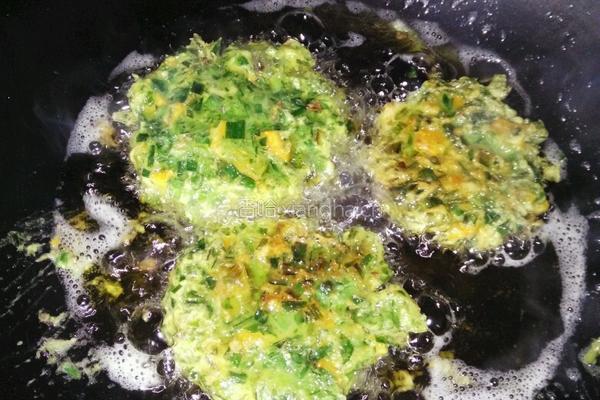 红薯韭菜饼的做法图解5