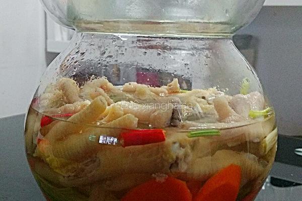 泡椒鸡爪的做法图解9